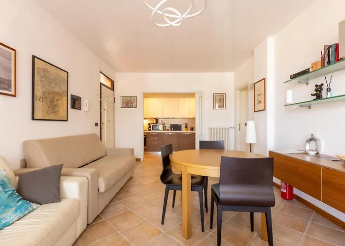 Lucherini 12 - Grande Centro